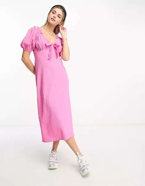 Розовое фактурное платье миди с завязками спереди Influence