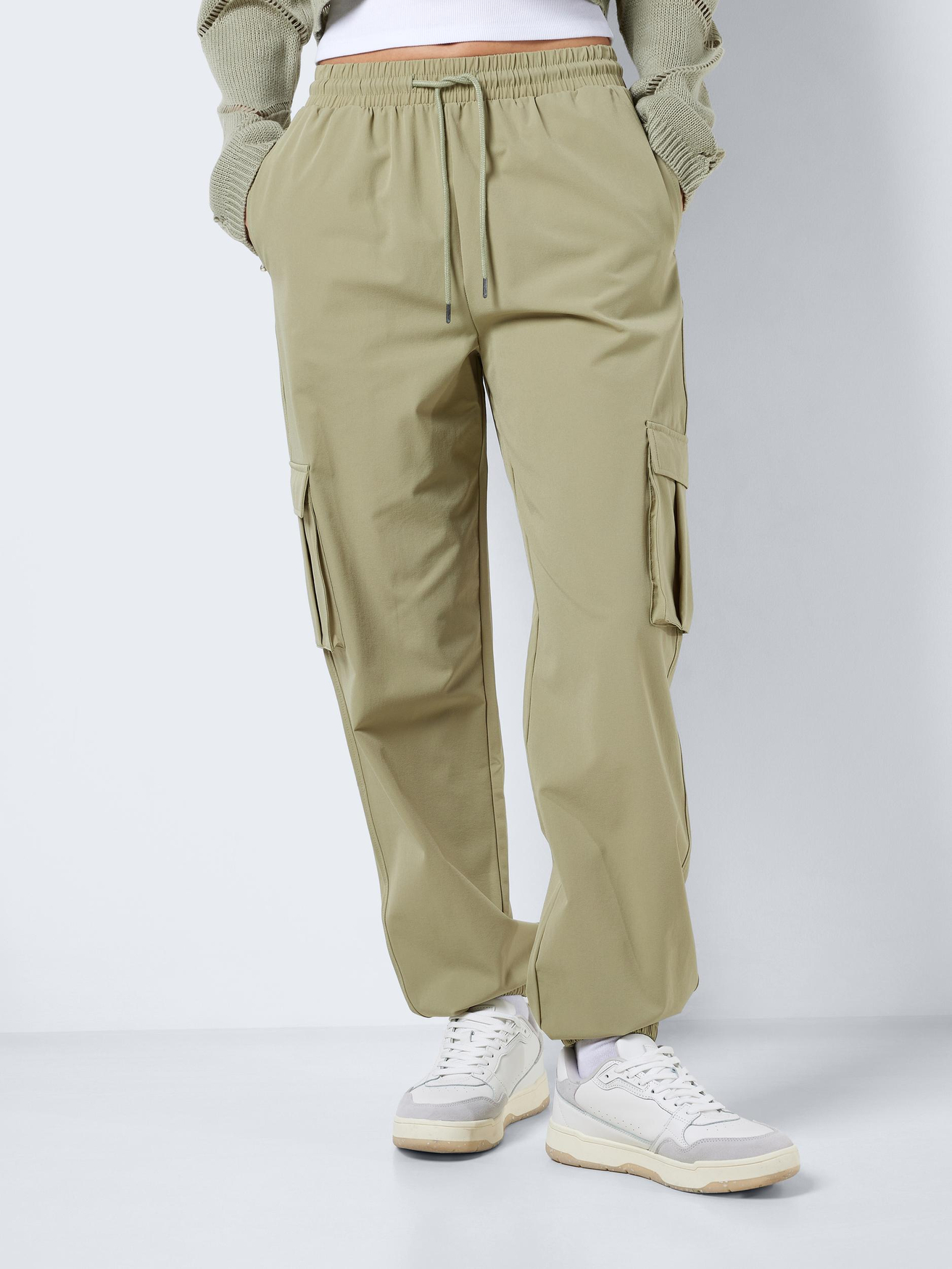 Брюки Noisy may Cargo Pants NMKIRBY, зеленый