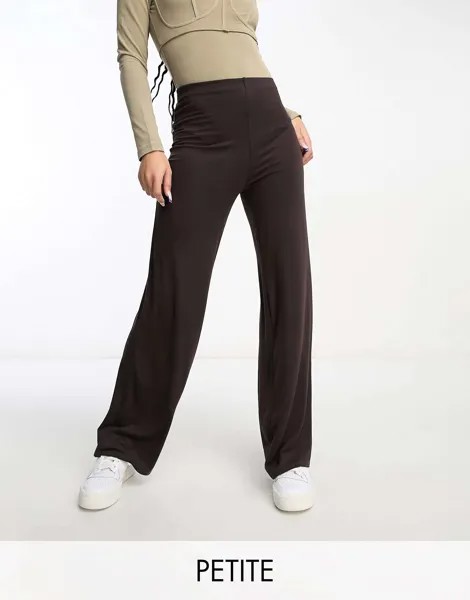 Базовые широкие брюки с завышенной талией и воланами London Petite шоколадно-коричневого цвета Flounce London